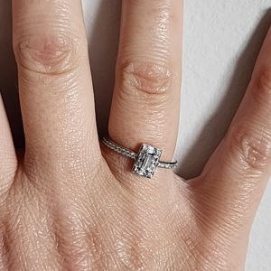 Pandora Luminous Ice Ring